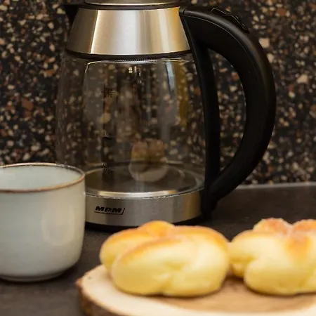 Trendy & Spacious 3-room Wilanow By Renters Lejlighed