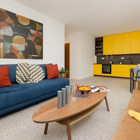 Apartment Trendy & Spacious 3-room Wilanow By Renters *