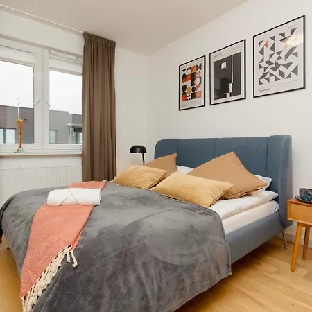 Lejlighed Trendy & Spacious 3-room Wilanow By Renters