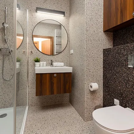 Trendy & Spacious 3-room Wilanow By Renters Warsaw